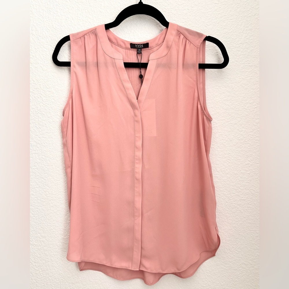 NYDJ Pink sleeveless pleated lightweight relaxed button down top - Picture 4 of 13